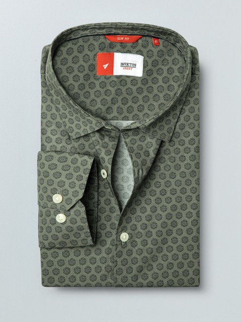 

INVICTUS Sport Men Olive Green & Black Slim Fit Printed Casual Shirt