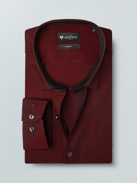 

INVICTUS Men Burgundy Slim Fit Solid Formal Shirt