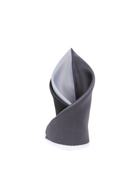 

Alvaro Castagnino Black & Grey Pocket Square