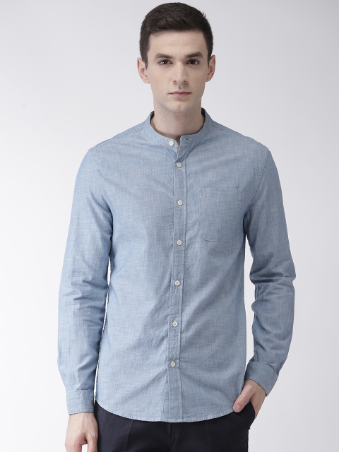 

Marks & Spencer Men Blue Slim Fit Chambray Solid Casual Shirt