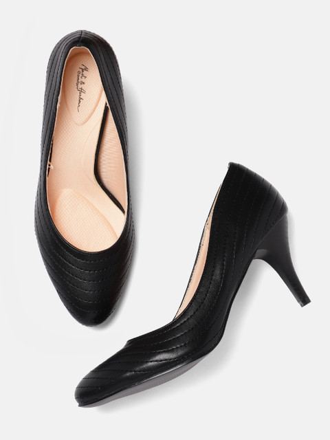 

Mast & Harbour Women Black Textured Pumps