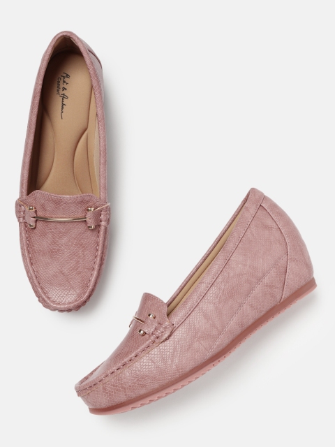 

Mast & Harbour Women Pink Textured Concealed Heeled Loafers