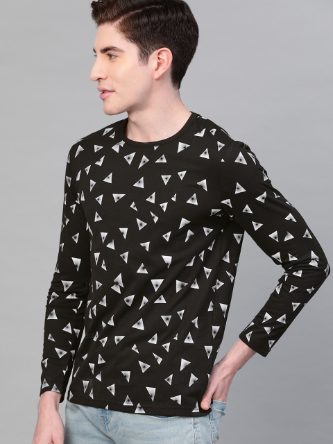 

Seven Rocks Men Black & White Printed Round Neck T-shirt