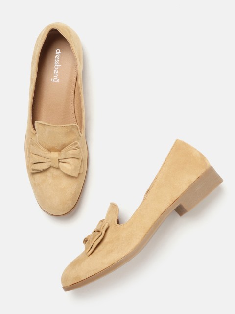 

DressBerry Women Camel Brown Solid Loafers with Bow Detail