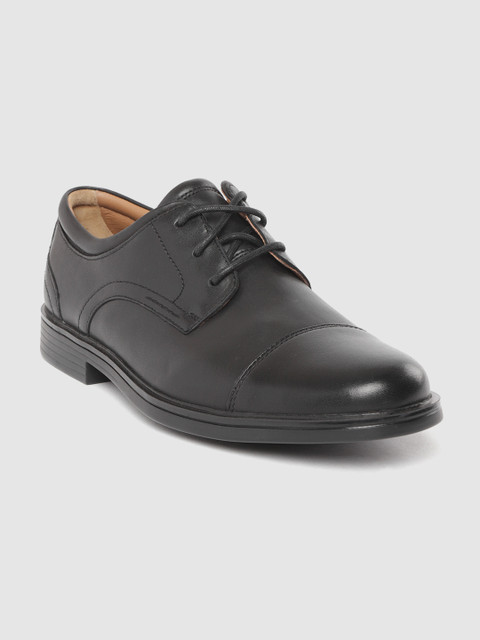 

Clarks Men Black Solid Leather Formal Derbys