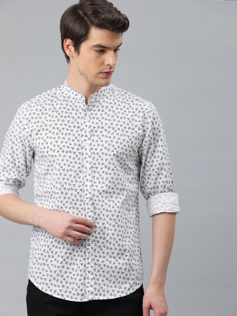 

IVOC Men White & Navy Blue Regular Fit Printed Casual Shirt