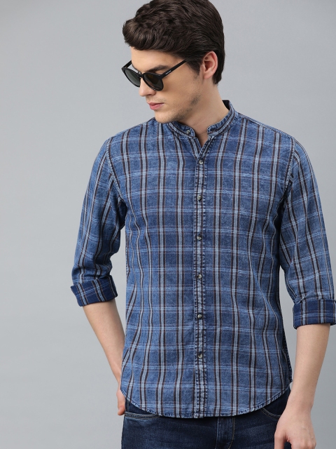 

IVOC Men Navy Blue & Brown Checked Slim Fit Casual Shirt