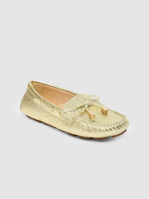

Tresmode Women Gold-Toned Loafers