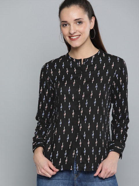 

HERE&NOW Women Black & White Regular Fit Printed Casual Shirt