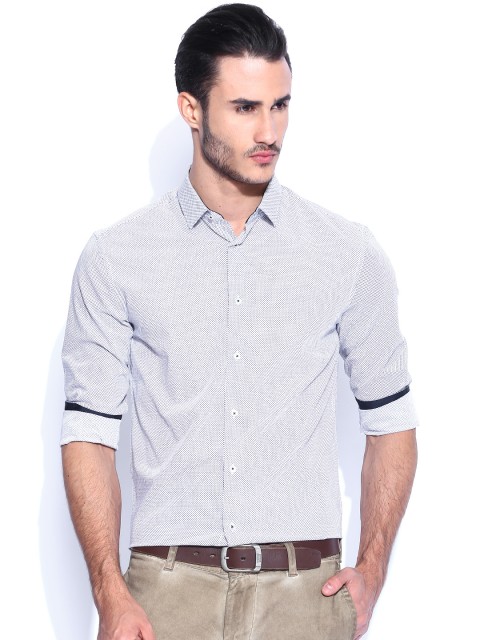 

Celio White & Navy Printed Slim Smart Casual Shirt