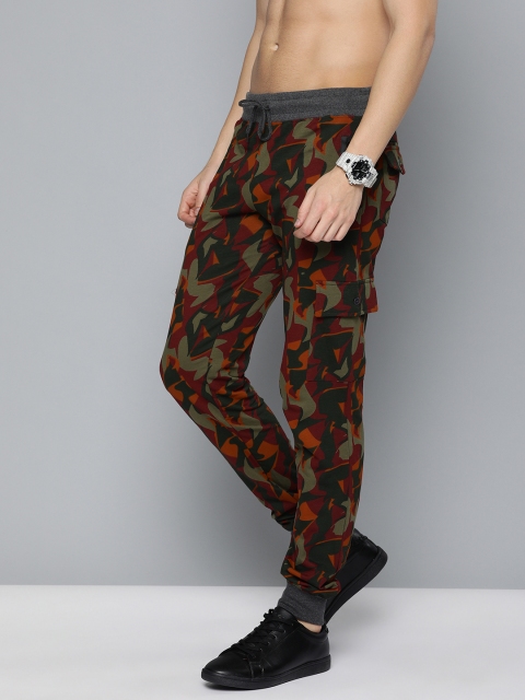

HERE&NOW Men Olive Green & Maroon Printed Straight Fit Joggers