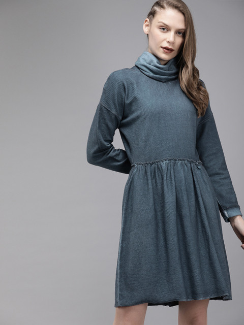 

Roadster Women Teal Blue Solid Fit and Flare Dress