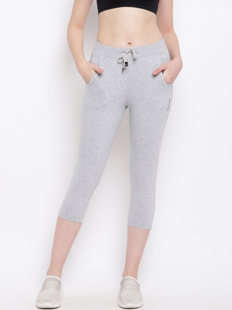 

Sweet Dreams Women Grey Melange Solid Regular Fit Capris