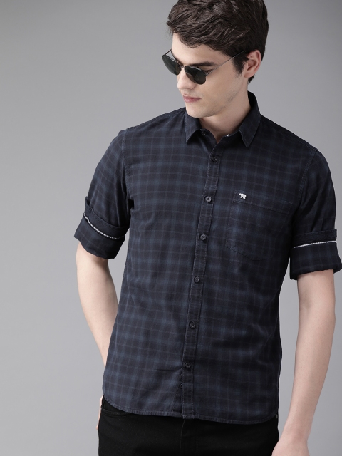

THE BEAR HOUSE Men Navy Blue & Teal Green Regular Fit Chevron plaid Checked Casual Shirt