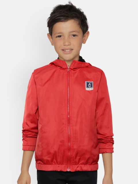 

Gini and Jony Boys Red & Black Solid Reversible Hooded Bomber Jacket