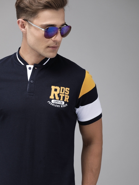 

Roadster Men Navy Blue Solid Mandarin Collar Applique T-shirt with Color-blocked Sleeve