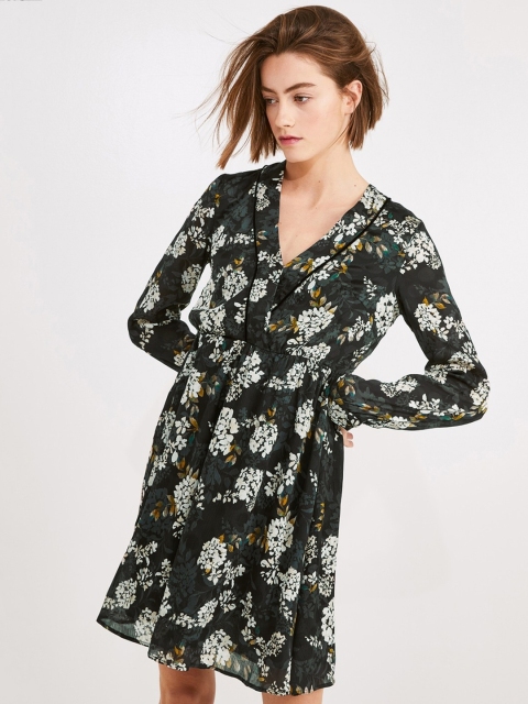 

promod Women Black & Off-White Floral Print A-Line Dress