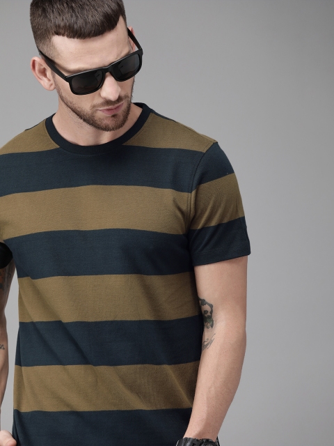 

Roadster Men Navy Blue & Brown Striped Round Neck T-shirt