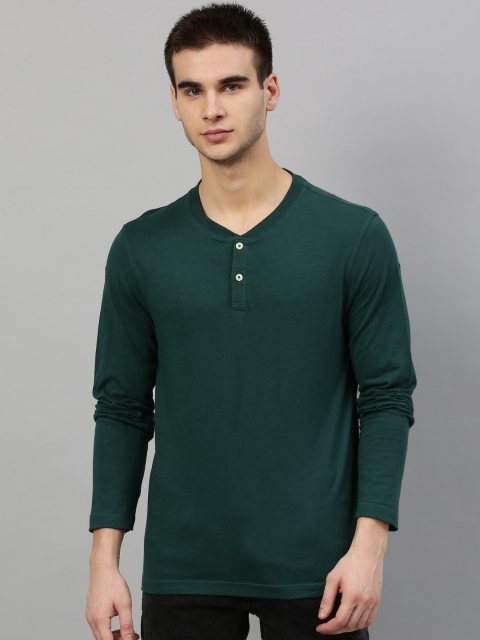 

Roadster Men Green Solid Henley Neck T-shirt