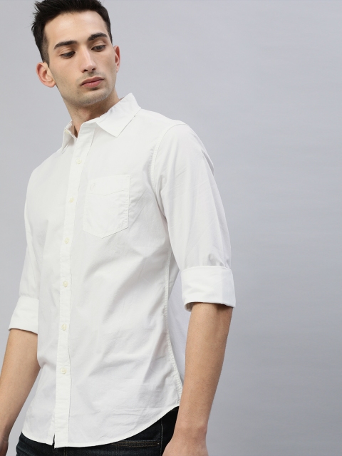 

Denizen From Levis Men White Solid Regular Fit Casual Shirt