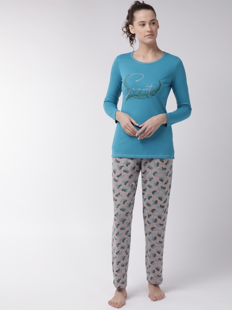 

MADAME M SECRET Women Blue & Pink Printed Night suit