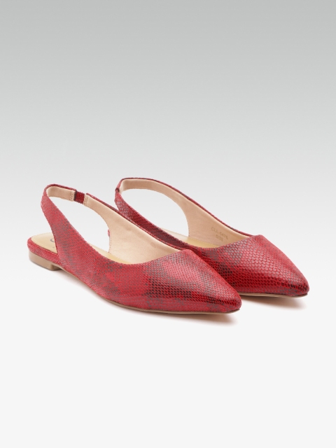 

Carlton London Women Red Textured Flats