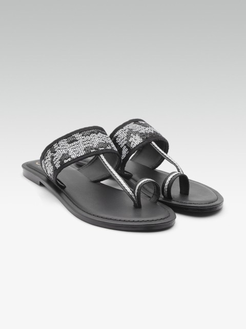 

Carlton London Women Black & Silver-Toned Sequined One Toe Flats