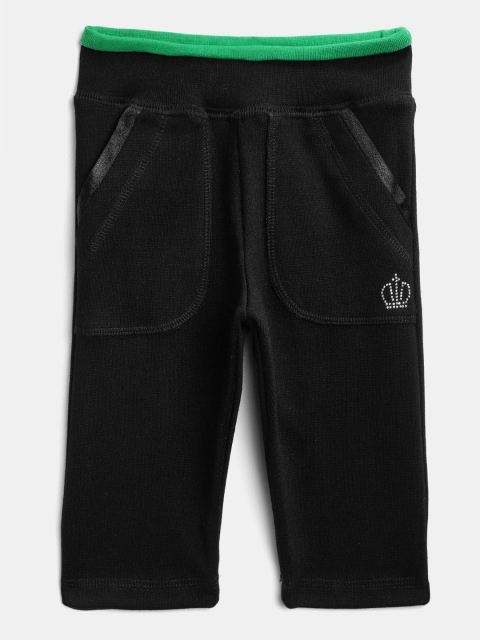 

Cayman Girls Black Solid Track Pants