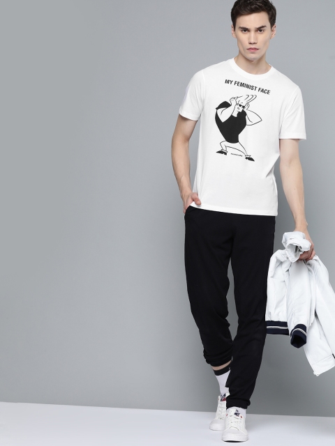 

Johnny Bravo by Kook N Keech Men White & Black Printed Round Neck T-shirt