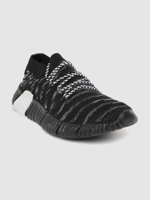 

Carlton London sports Men Black & White Woven Design Running Shoes
