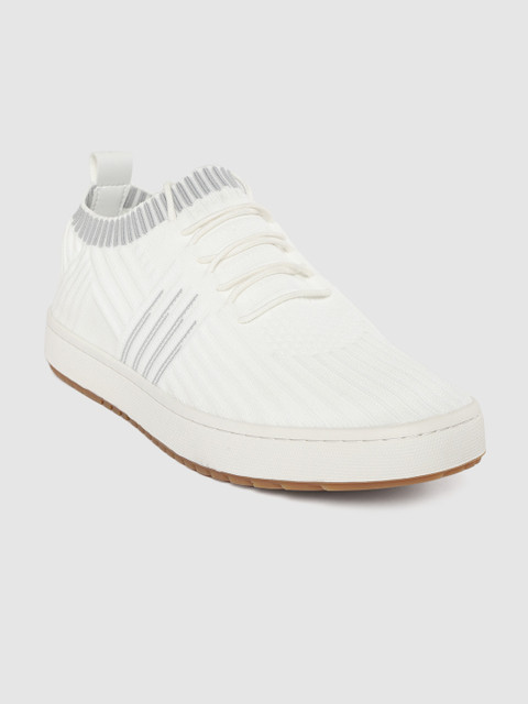

Carlton London sports Men White Self-Striped Running Shoes