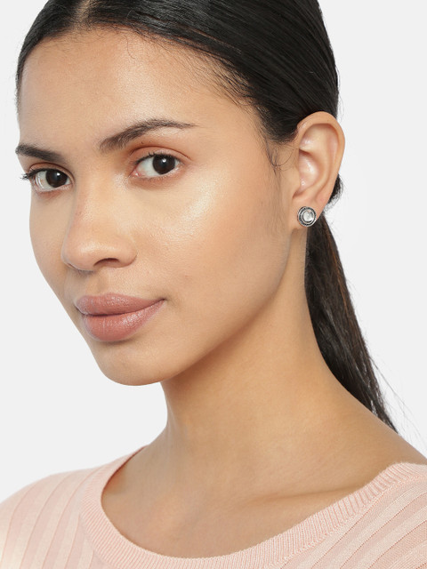 

Ayesha Women Set Of 6 Multicoloured Geometric Studs, Multi