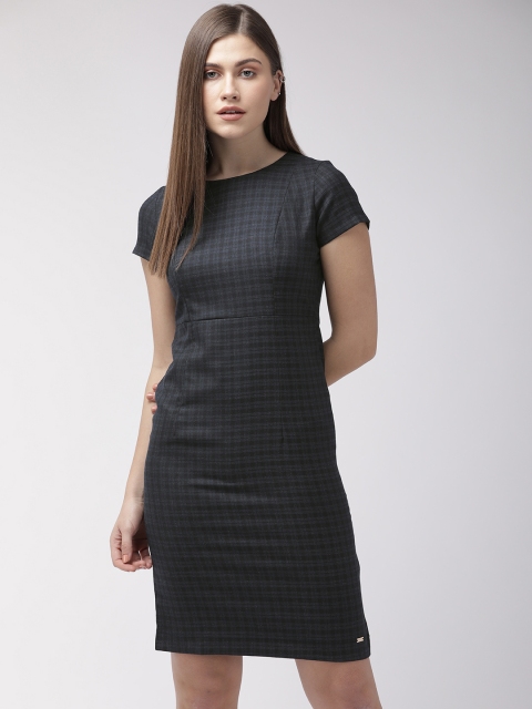 

Park Avenue Women Black & Navy Blue Checked Sheath Dress