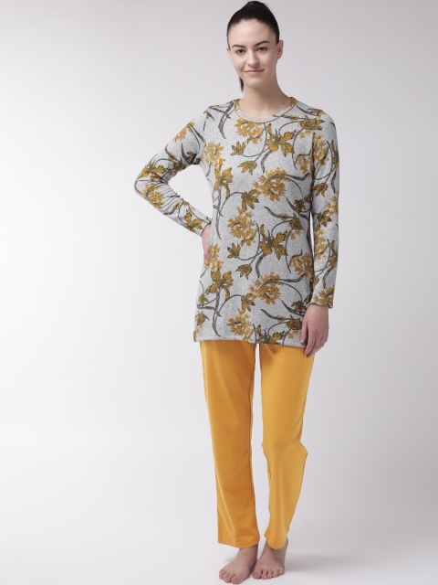 

MADAME M SECRET Women Grey & Mustard Yellow Printed Night suit