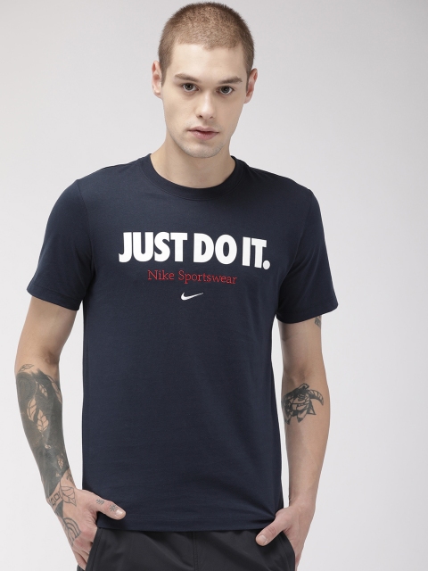 

Nike Men Navy Blue Standard Fit Printed AS M NSW Round Neck T-shirt