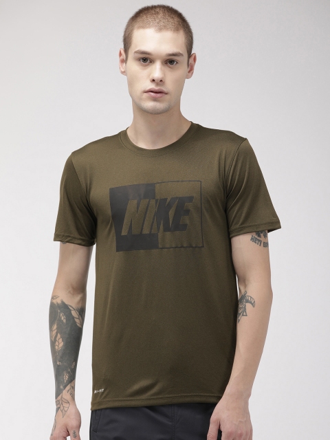 

Nike Men Olive Green Printed AS M LEG BLOCK REV Round Neck Dri-Fit Training T-shirt