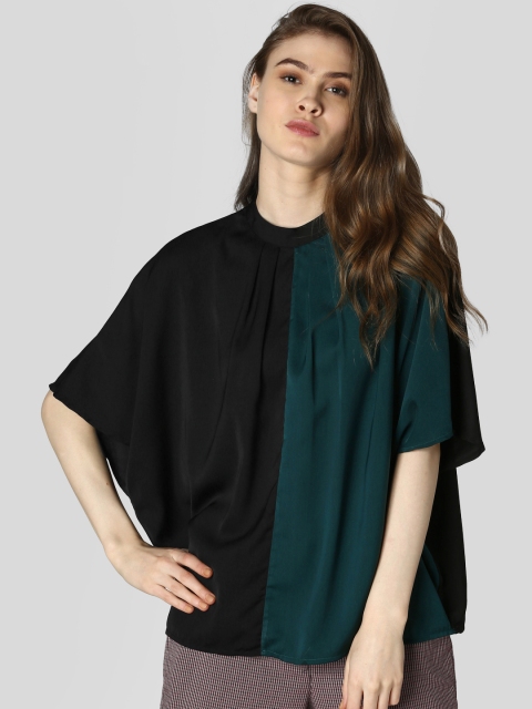 

Vero Moda Women Black Colourblocked Batwing Top