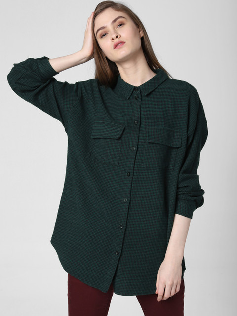 

Vero Moda Women Teal Green & Black Regular Fit Houndstooth Pattern Casual Shirt