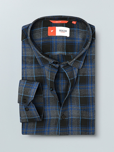 

INVICTUS Sport Men Blue & Black Slim Fit Checked Casual Shirt