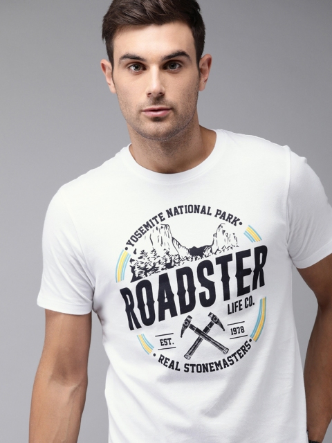 

The Roadster Lifestyle Co Men White Brand Carrier Printed Round Neck Pure Cotton T-shirt
