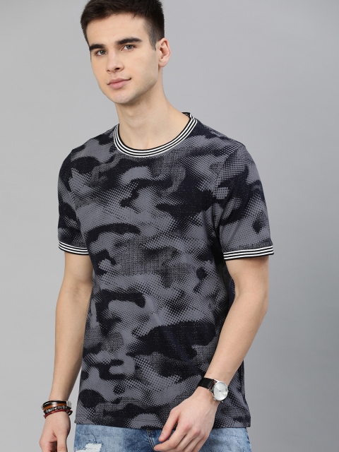 

Roadster Men Navy Blue Printed Round Neck T-shirt