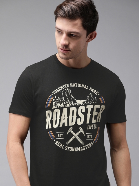 Roadster Men Black Brand Carrier Printed Round Neck T-shirt