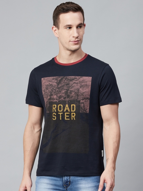 

Roadster Men Navy Blue & Mauve Printed Round Neck T-shirt