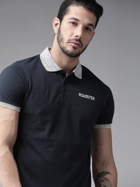 

Roadster Men Navy Blue Solid Polo Collar T-shirt