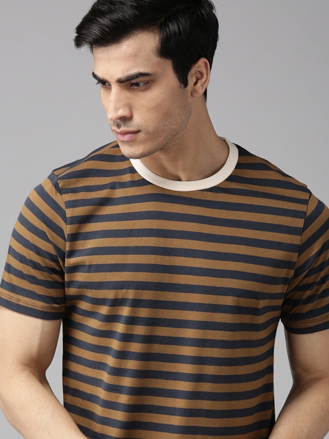 

The Roadster Lifestyle Co Men Navy Blue Mustard Brown Striped Round Neck Pure Cotton T-shirt