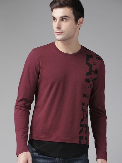 

Roadster Men Burgundy & Black Printed Round Neck T-shirt