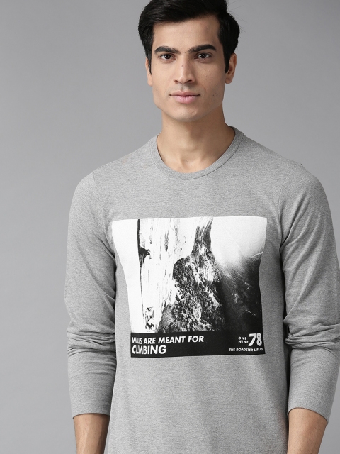 

Roadster Men Grey Melange Printed Round Neck T-shirt