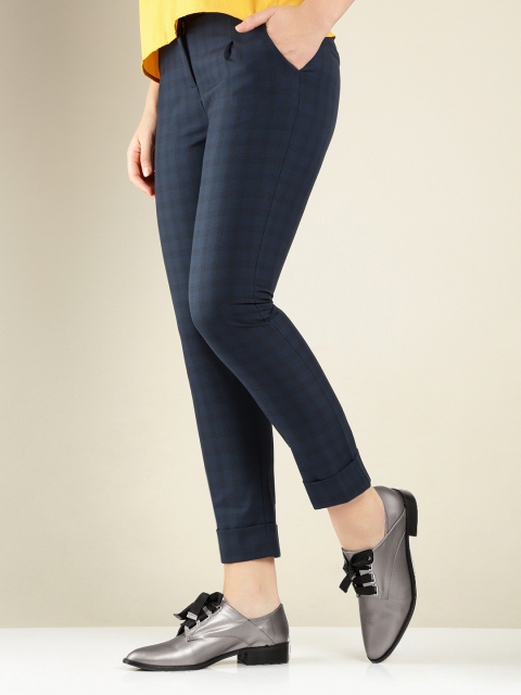 

her by invictus Women Gunmetal-Toned Cushioned Derbys, Metallic
