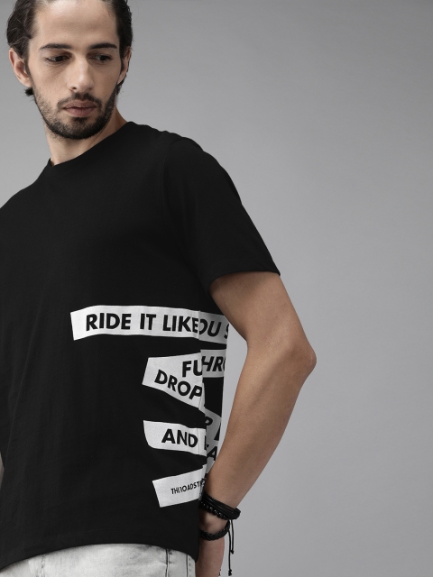 

Roadster Men Black Printed Round Neck T-shirt