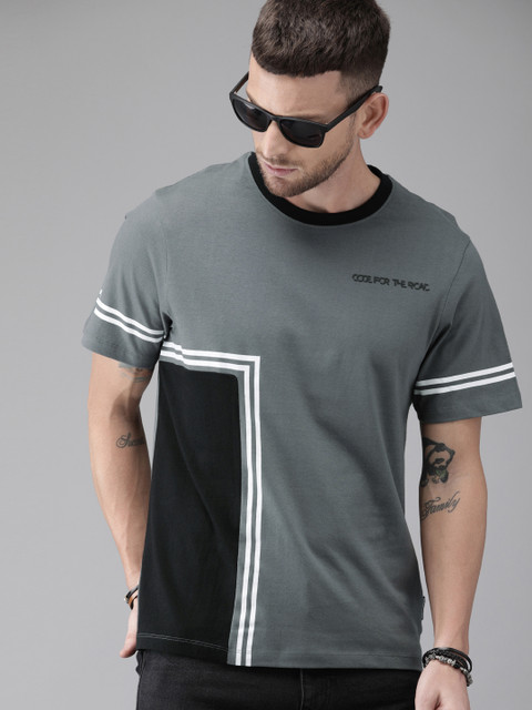 

Roadster Men Grey & Black Colourblocked Round Neck T-shirt